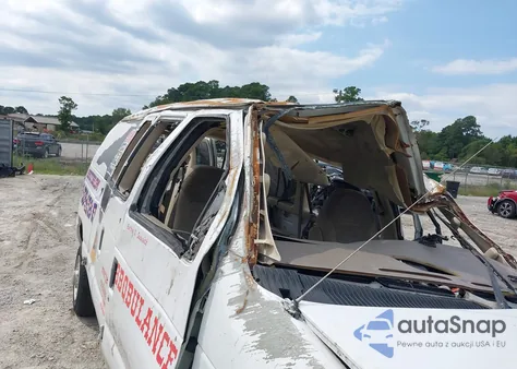 2004 Ford E-350 Super Duty Chateau/Xl/Xlt из США, поврежденный, VIN 1FBNE31LX4HA85538